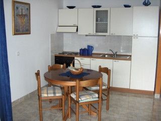 Appartamento Mirela in Prigradica 3