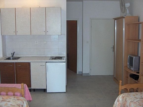Appartamento App br. 2 in Novalja 1