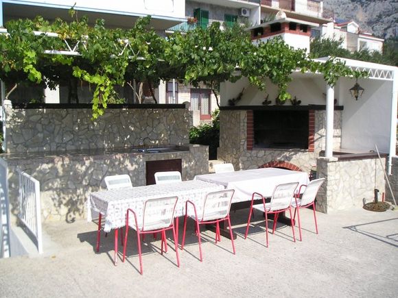 Appartamento Prizemlje in Makarska 11