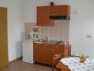Appartamento App br. 2 in Jadranovo 1