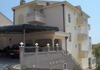 Appartamento App br. 1 in Makarska