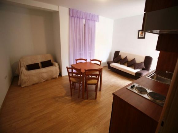 Appartamento Lavanda in Okrug Gornji 3