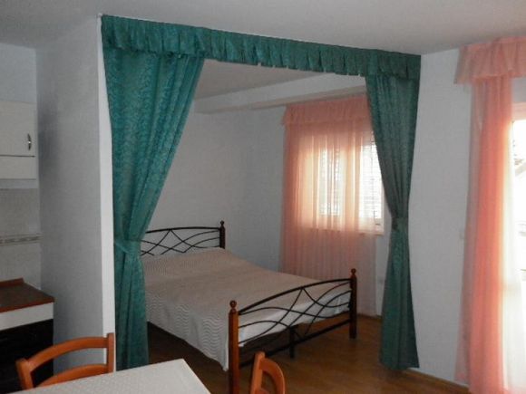 Appartamento Oleandar in Okrug Gornji 4