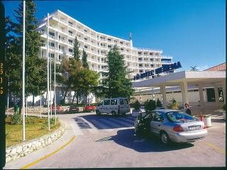 Appartamento Hotel Medena in Seget Donji 1