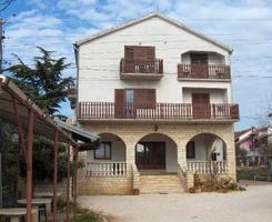Appartamento Soba br. 7 in Sukosan